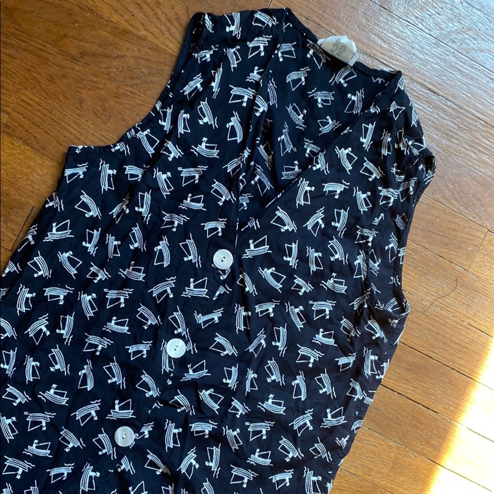 Navy Button-Up with White Abstract Design - Picture 9 of 16